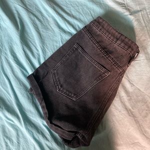 Women’s H&M black Jean shorts